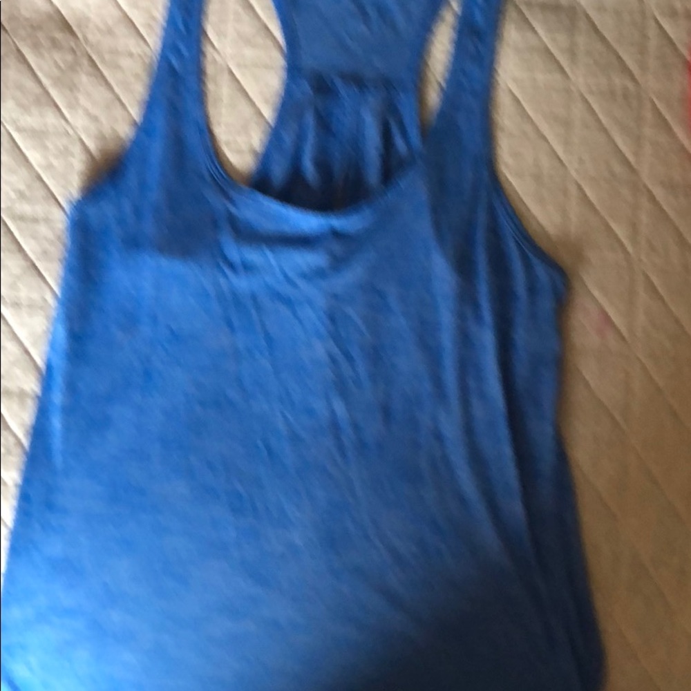 Lululemon flows tank sz 6